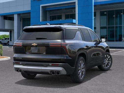 Black 2026 Chevrolet Traverse LT