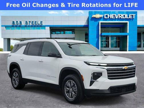 2025 Chevrolet Traverse LT