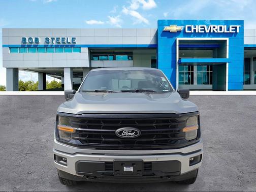 Iconic Silver Metallic 2024 Ford F-150 XLT
