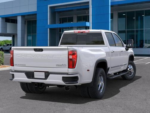 2025 Chevrolet Silverado 3500 High Country