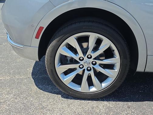 Moonstone Gray Metallic 2023 Buick Envision Avenir FWD