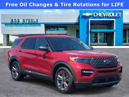 Rapid Red Metallic Tinted Clearcoat 2021 Ford Explorer XLT