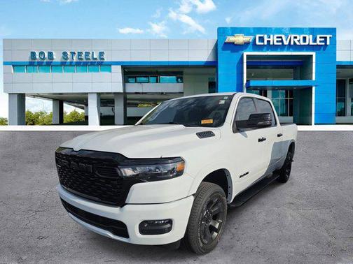 Bright White Clearcoat 2025 RAM 1500 Big Horn/Lone Star