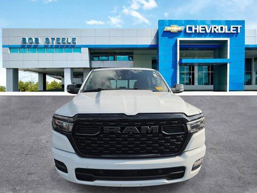 Bright White Clearcoat 2025 RAM 1500 Big Horn/Lone Star