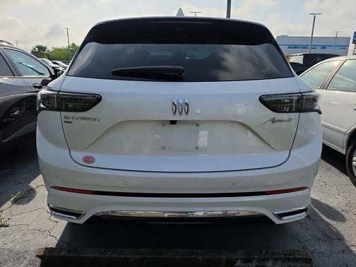 White Frost Tricoat 2025 Buick Envision Avenir AWD