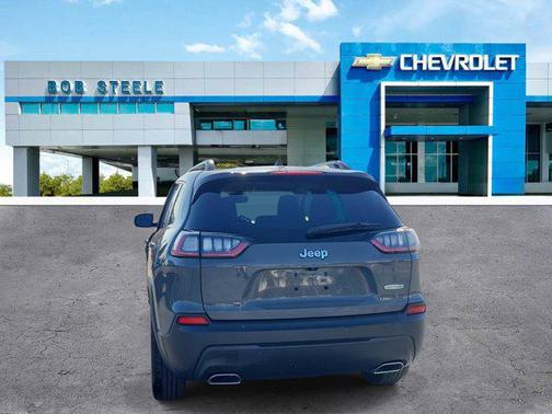 2022 Jeep Cherokee Latitude Lux