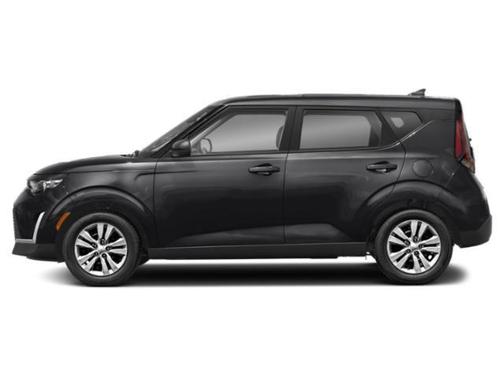 Fusion Black 2024 Kia Soul LX