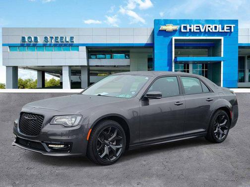 2023 Chrysler 300 S
