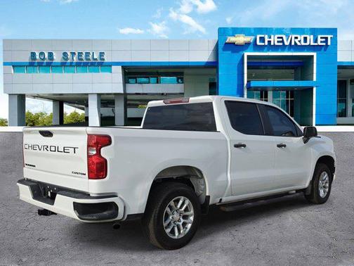 Summit White 2024 Chevrolet Silverado 1500 Custom