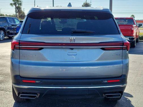 2025 Buick Enclave Preferred FWD