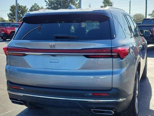 2025 Buick Enclave Preferred FWD