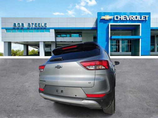 Sterling Gray Metallic 2026 Chevrolet Trailblazer LT