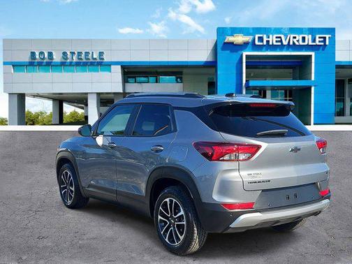 Sterling Gray Metallic 2026 Chevrolet Trailblazer LT