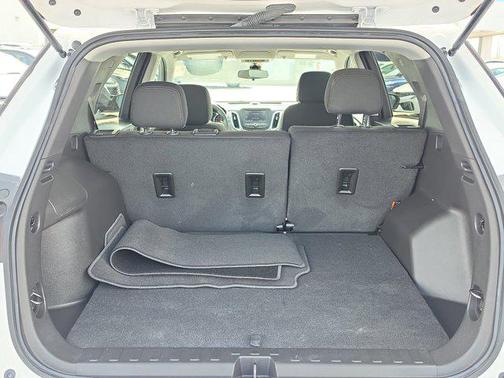 Summit White 2024 Chevrolet Equinox LS