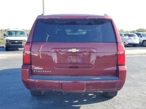 Siren Red Tintcoat 2020 Chevrolet Suburban LT