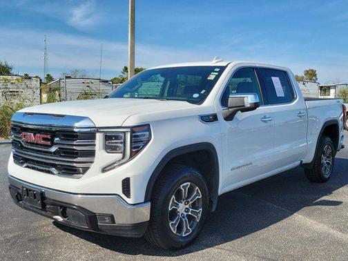 2024 GMC Sierra 1500 SLT