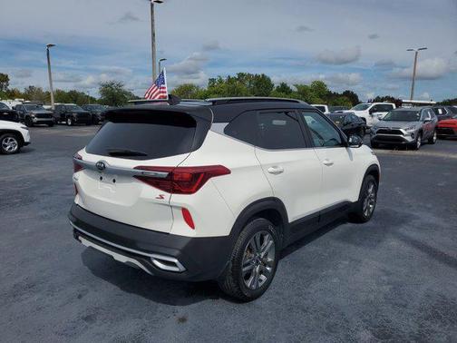 2021 Kia Seltos S