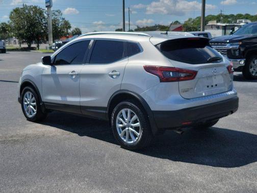 2020 Nissan Rogue Sport SV