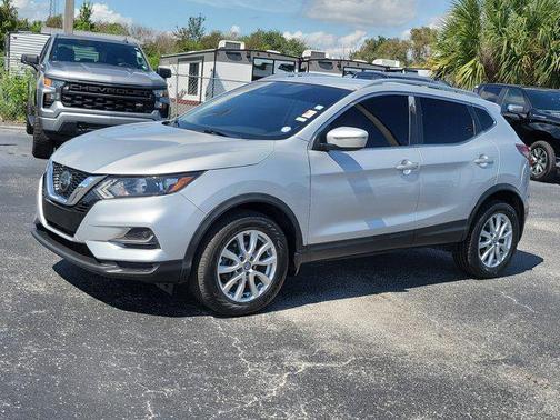 2020 Nissan Rogue Sport SV