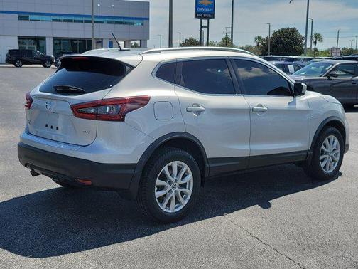 2020 Nissan Rogue Sport SV