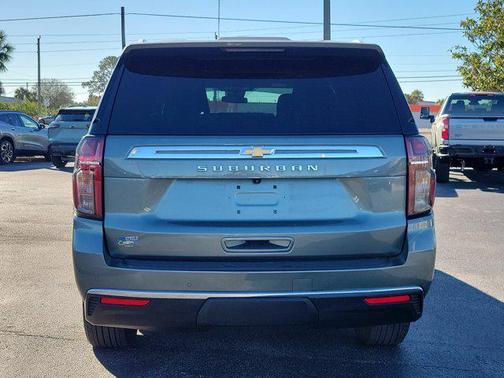 2024 Chevrolet Suburban LS