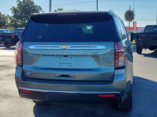 2024 Chevrolet Suburban LS