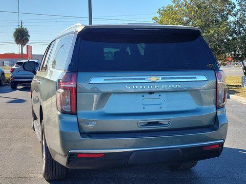 2024 Chevrolet Suburban LS