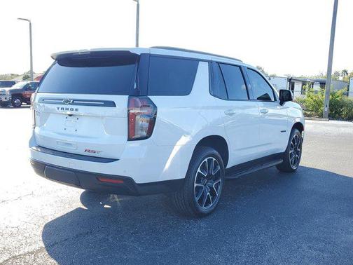2023 Chevrolet Tahoe 4WD RST