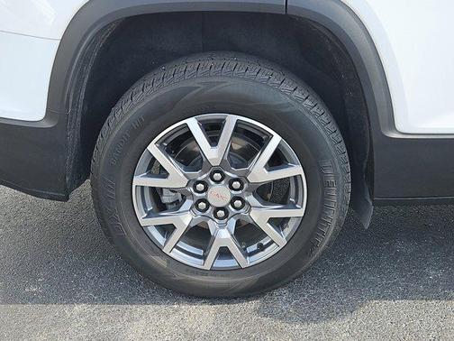 2023 GMC Acadia AWD SLT