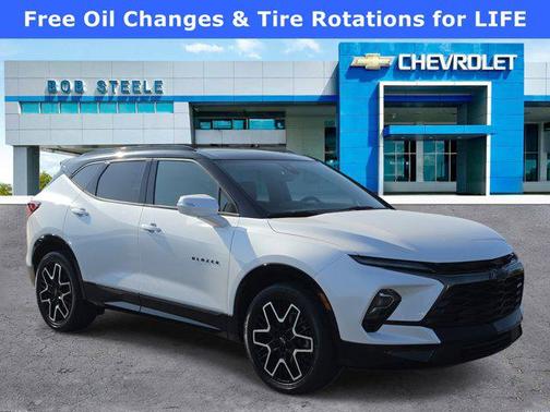 Iridescent Pearl Tricoat 2023 Chevrolet Blazer RS