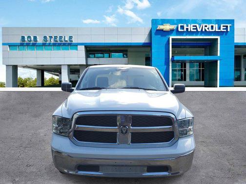 Bright White Clearcoat 2021 RAM 1500 Classic SLT