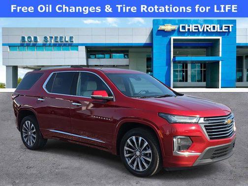 Radiant Red Tintcoat 2023 Chevrolet Traverse Premier