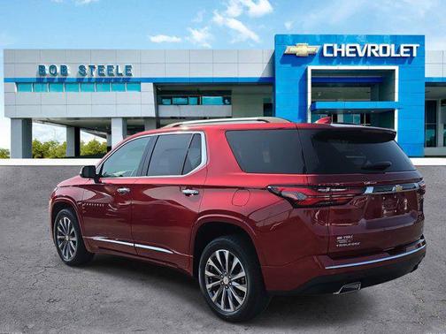 Radiant Red Tintcoat 2023 Chevrolet Traverse Premier