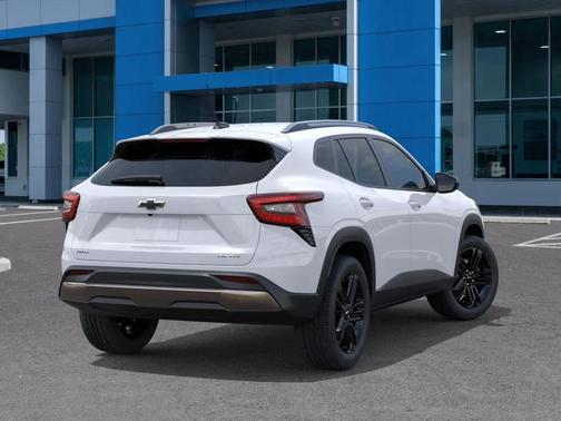 White 2026 Chevrolet Trax FWD ACTIV