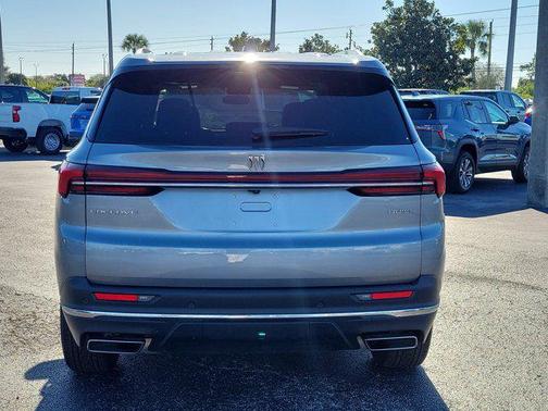 2025 Buick Enclave Preferred FWD