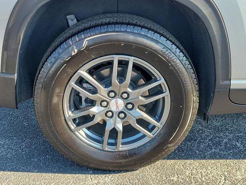 Sterling Metallic 2025 GMC Acadia FWD Elevation