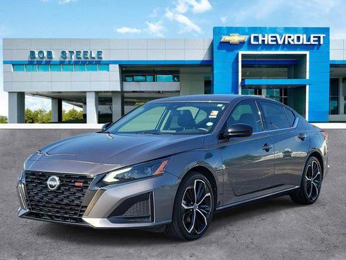 Gun Metallic 2024 Nissan Altima SR FWD