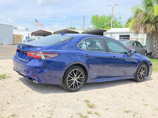 Reservoir Blue 2024 Toyota Camry SE