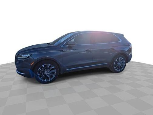 2021 Lincoln Nautilus Reserve