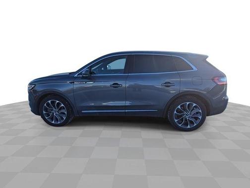 2021 Lincoln Nautilus Reserve