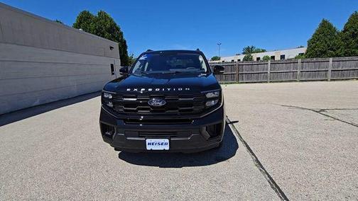 AGATE BLACK METALLIC 2025 Ford Expedition Active
