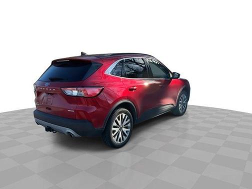 RAPID RED MET TINTED CC 2022 Ford Escape Titanium