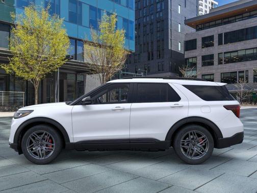 Star White Metallic Tri-Coat 2026 Ford Explorer ST