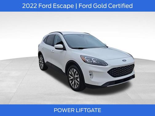 2022 Ford Escape Titanium