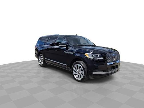 2022 Lincoln Navigator Reserve