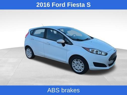 2016 Ford Fiesta S