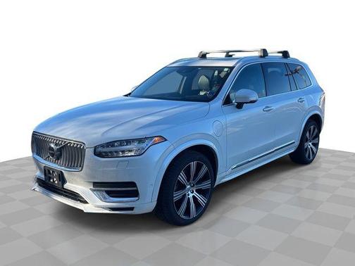 2022 Volvo XC90 Recharge Plug-In Hybrid T8 Inscription 7 Passenger