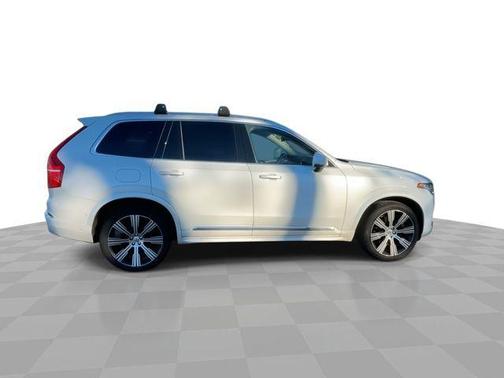 2022 Volvo XC90 Recharge Plug-In Hybrid T8 Inscription 7 Passenger