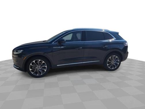 2021 Lincoln Nautilus Reserve