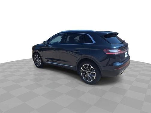 2021 Lincoln Nautilus Reserve